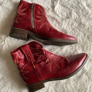 Vintage red ankle cowboy boots size 9.5 US 40 EU leather western